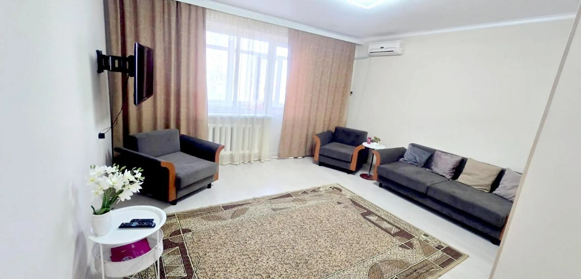 Apartment Квартира С Видом На Горы Самал 2 Almaty Kazakhstan