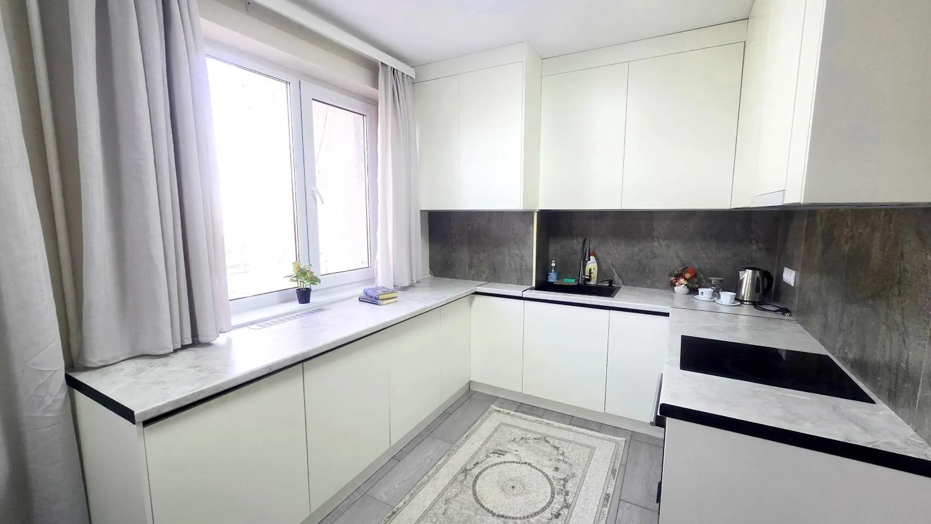 Apartment Квартира С Видом На Горы Самал 2 Almaty