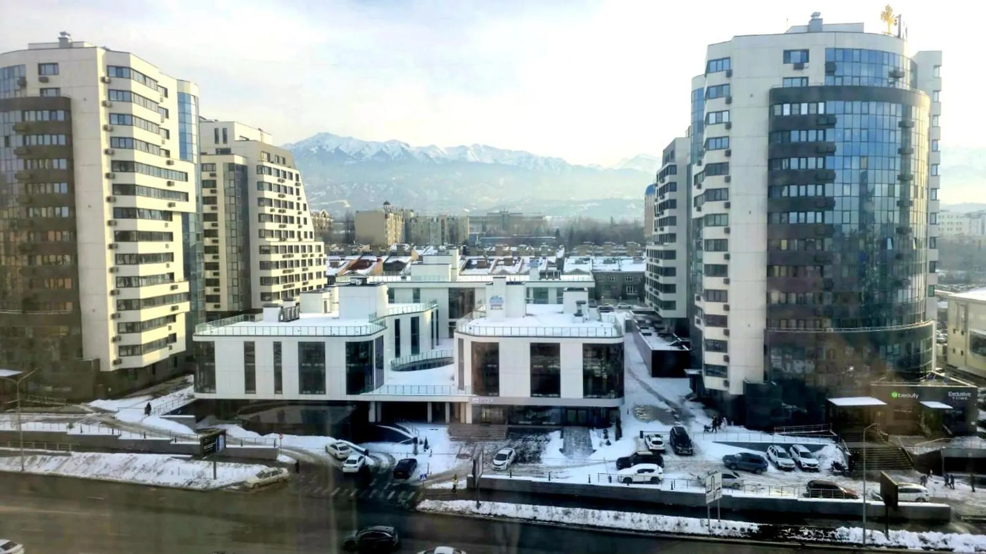 Квартира С Видом На Горы Самал 2 Almaty